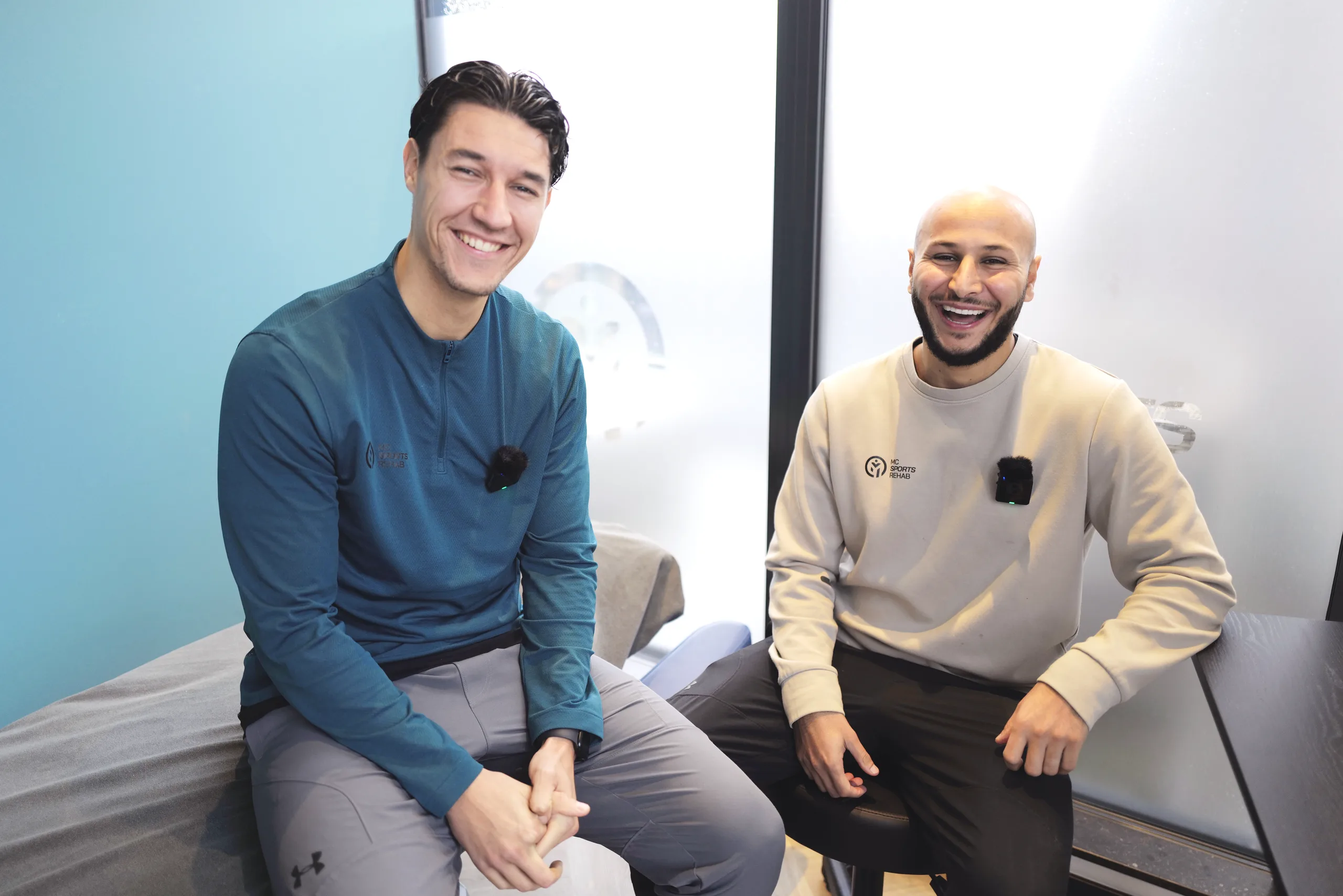 Fysiotherapeuten Charlon en Magdy van MC Sport Rehab